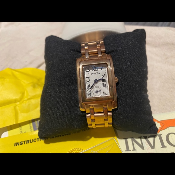 *NEW* INVICTA ROSE GOLD WATCH - Picture 2 of 8